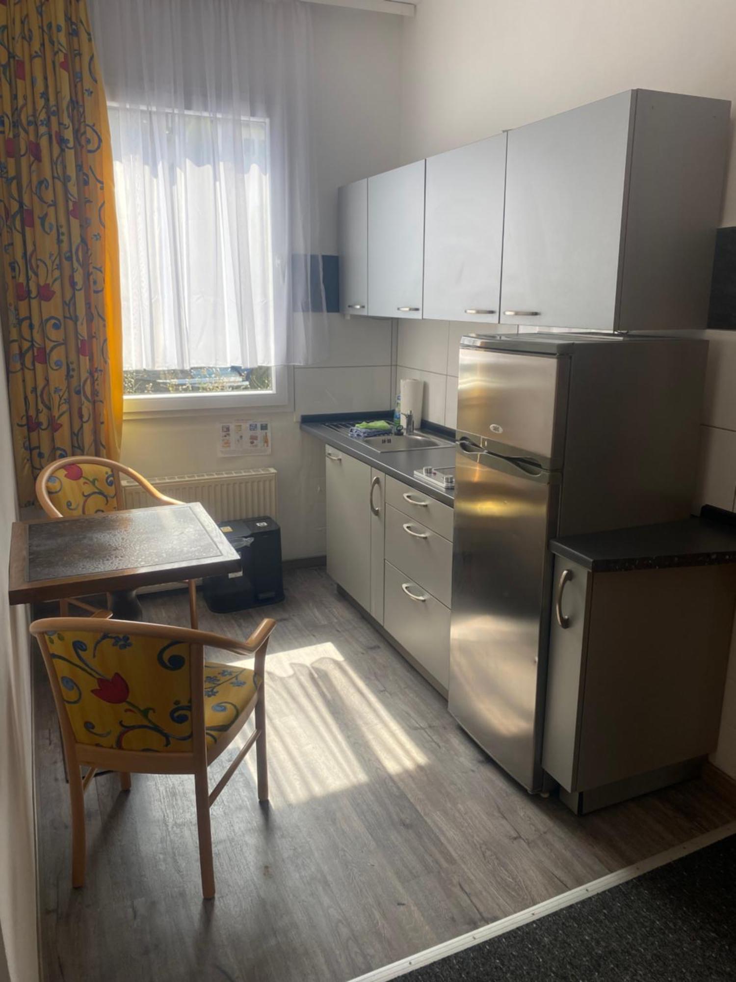 Gaestezimmer Gasthof Becker Hotel Wulfrath Buitenkant foto