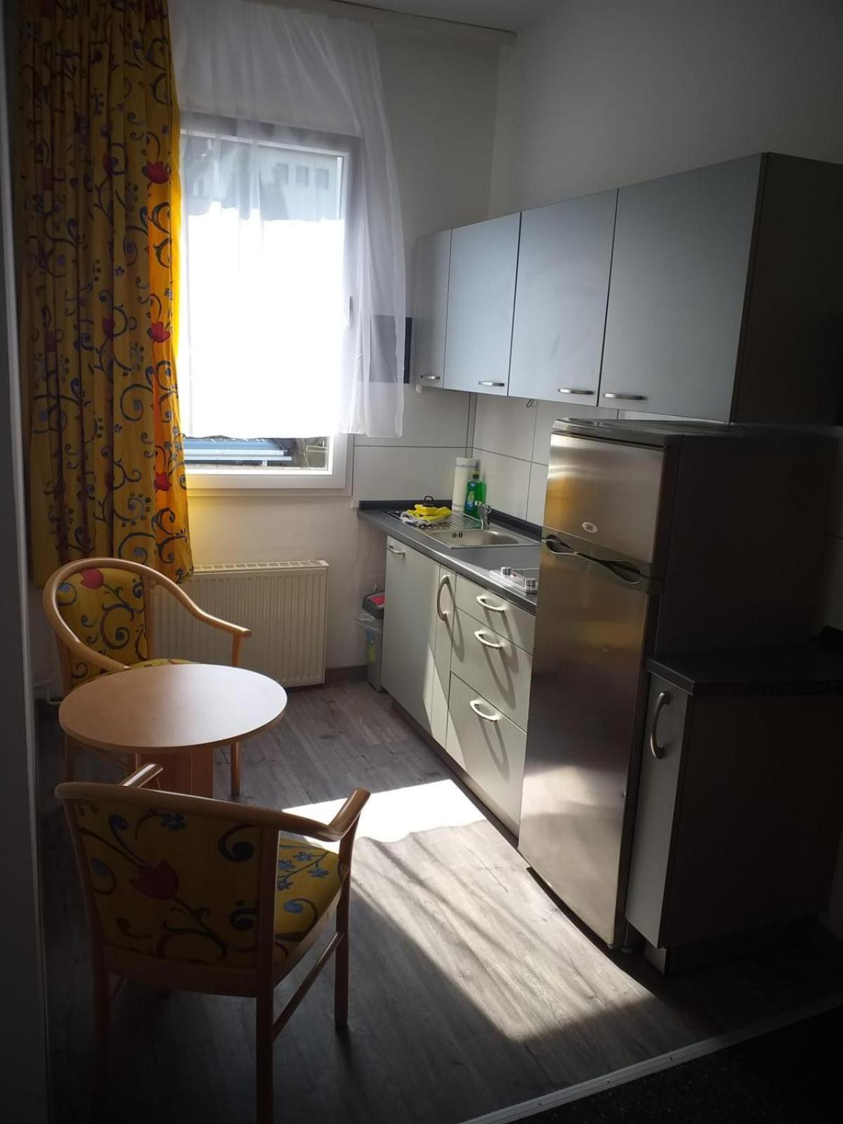 Gaestezimmer Gasthof Becker Hotel Wulfrath Buitenkant foto