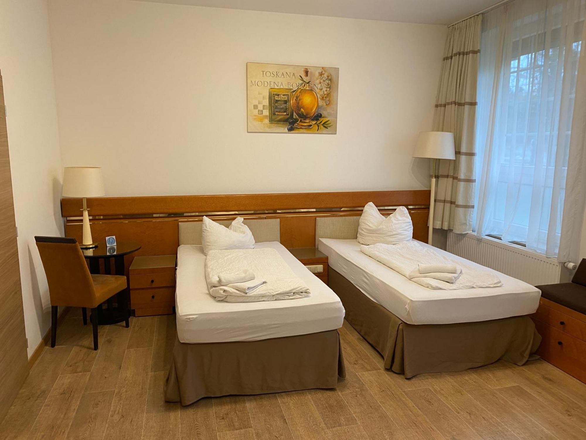 Gaestezimmer Gasthof Becker Hotel Wulfrath Buitenkant foto