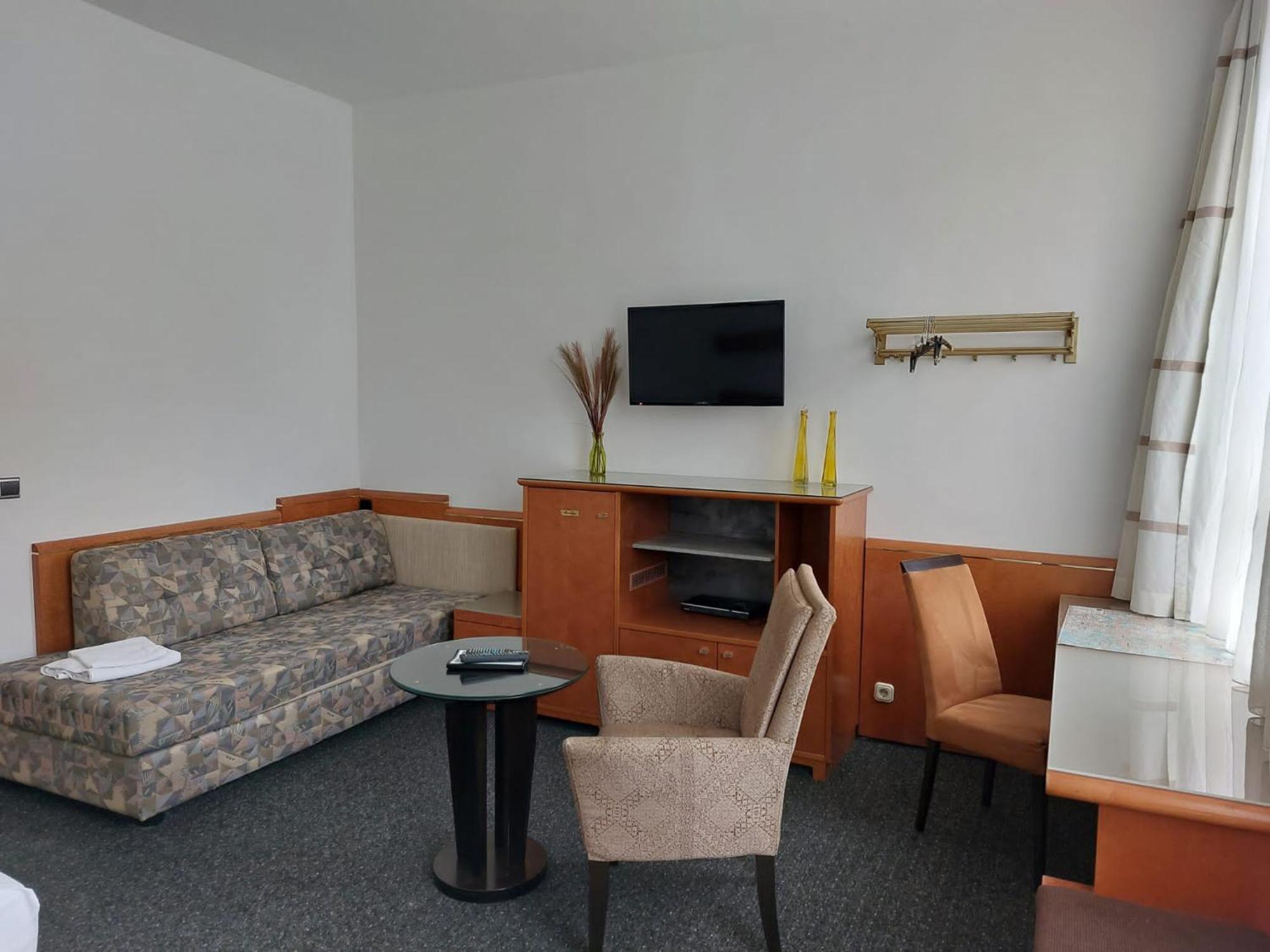 Gaestezimmer Gasthof Becker Hotel Wulfrath Buitenkant foto