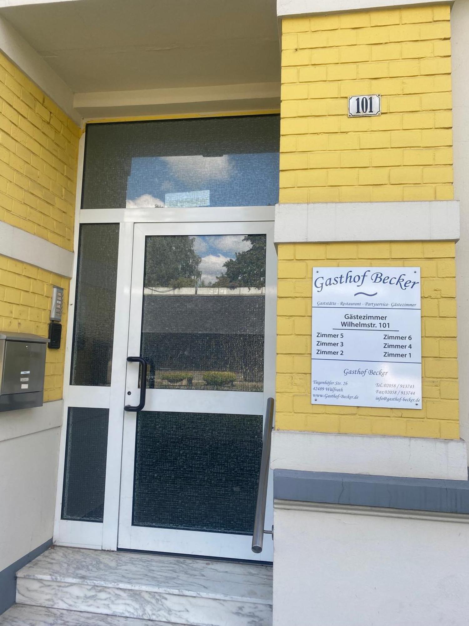 Gaestezimmer Gasthof Becker Hotel Wulfrath Buitenkant foto