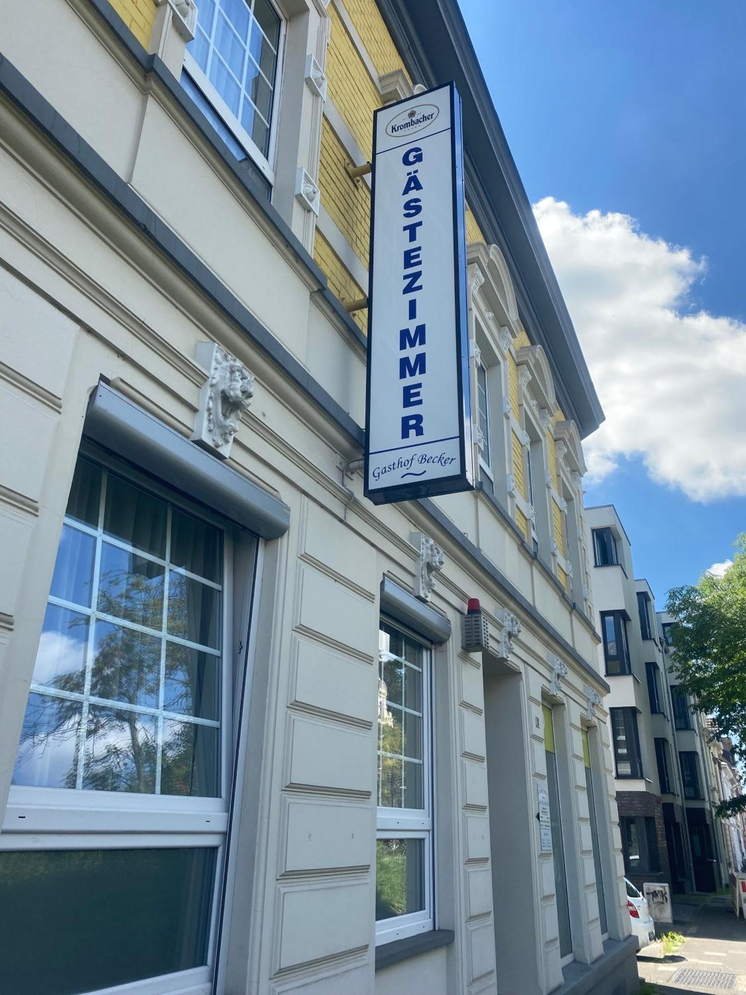 Gaestezimmer Gasthof Becker Hotel Wulfrath Buitenkant foto